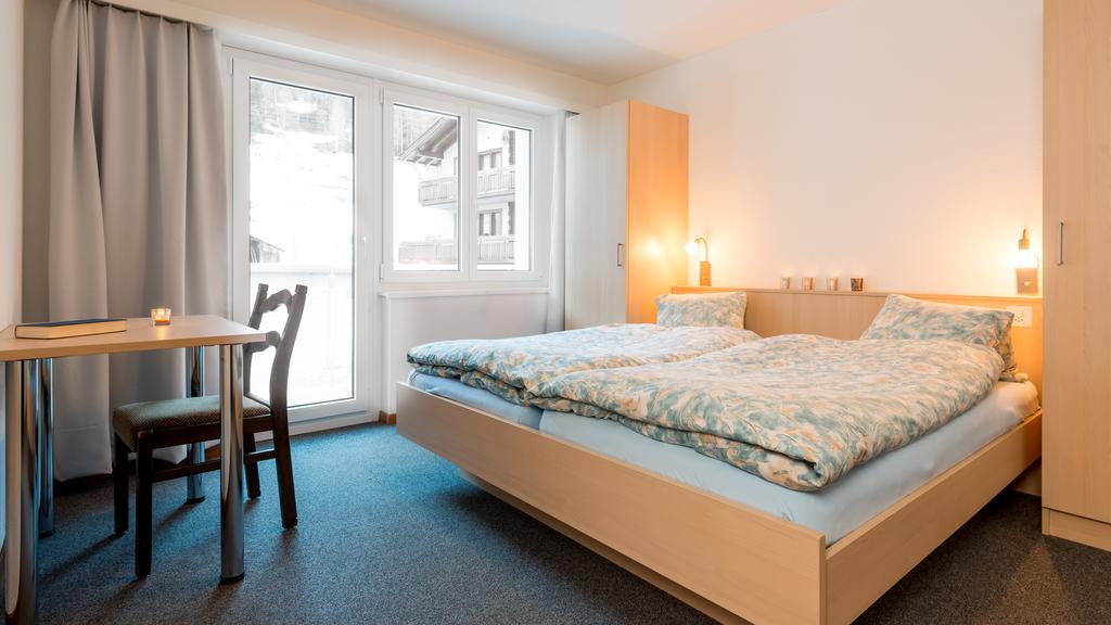 Haus Amici Apartment Saas-Grund Bilik gambar
